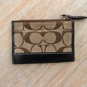 Coach Monogram card holder✨